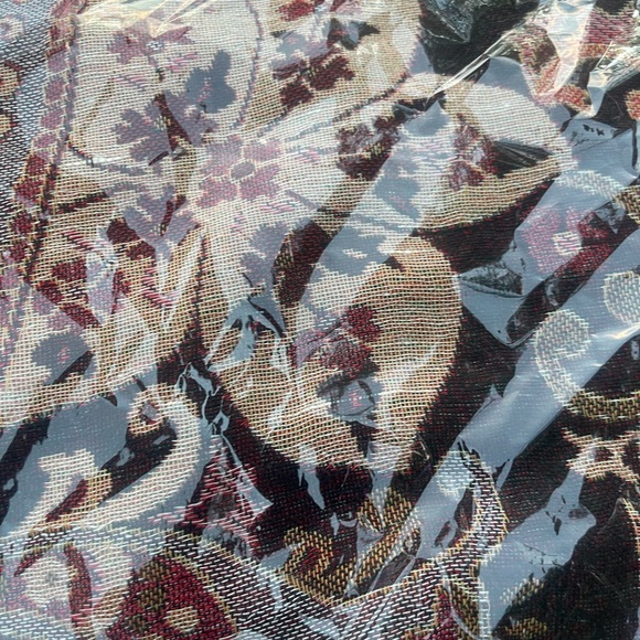 Lot 3 Pashmina Scarf Maroon Gold Paisley New In Package Acrylic And Viscose - Picture 5 of 5